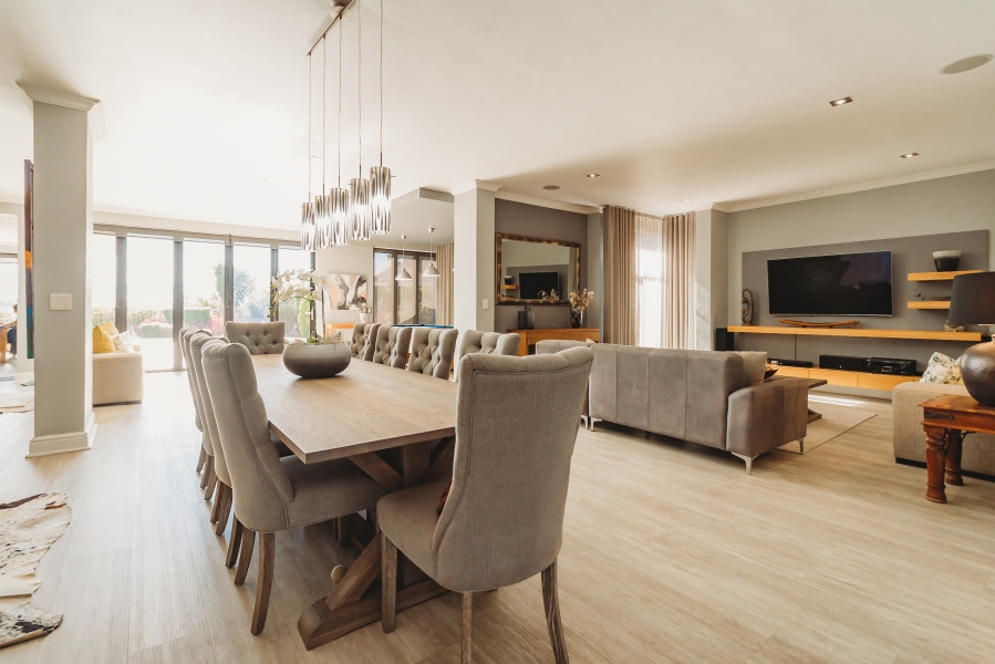 4 Bedroom Property for Sale in Herolds Bay Western Cape